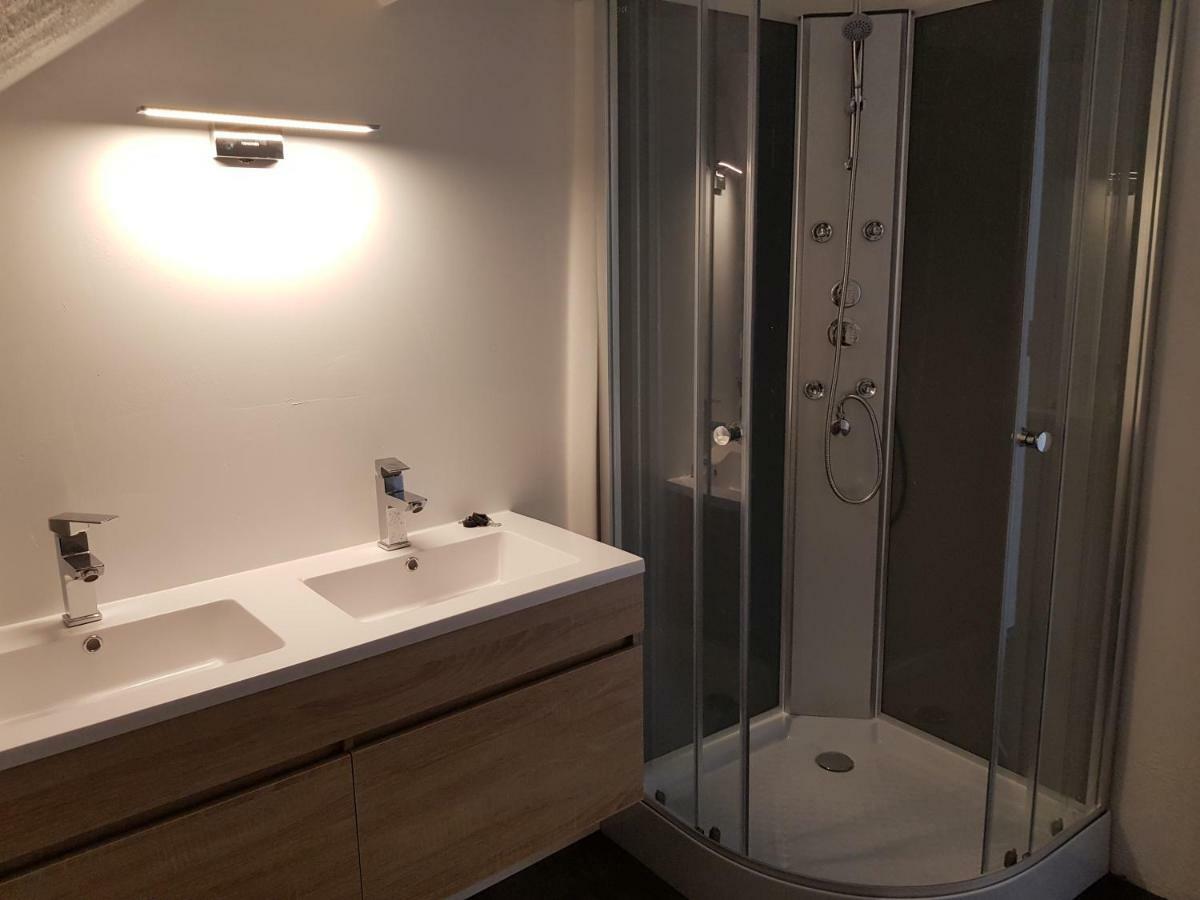Lourdes Guest House ภายนอก รูปภาพ