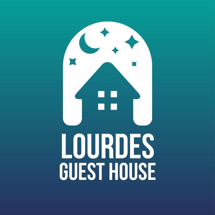 Lourdes Guest House ภายนอก รูปภาพ