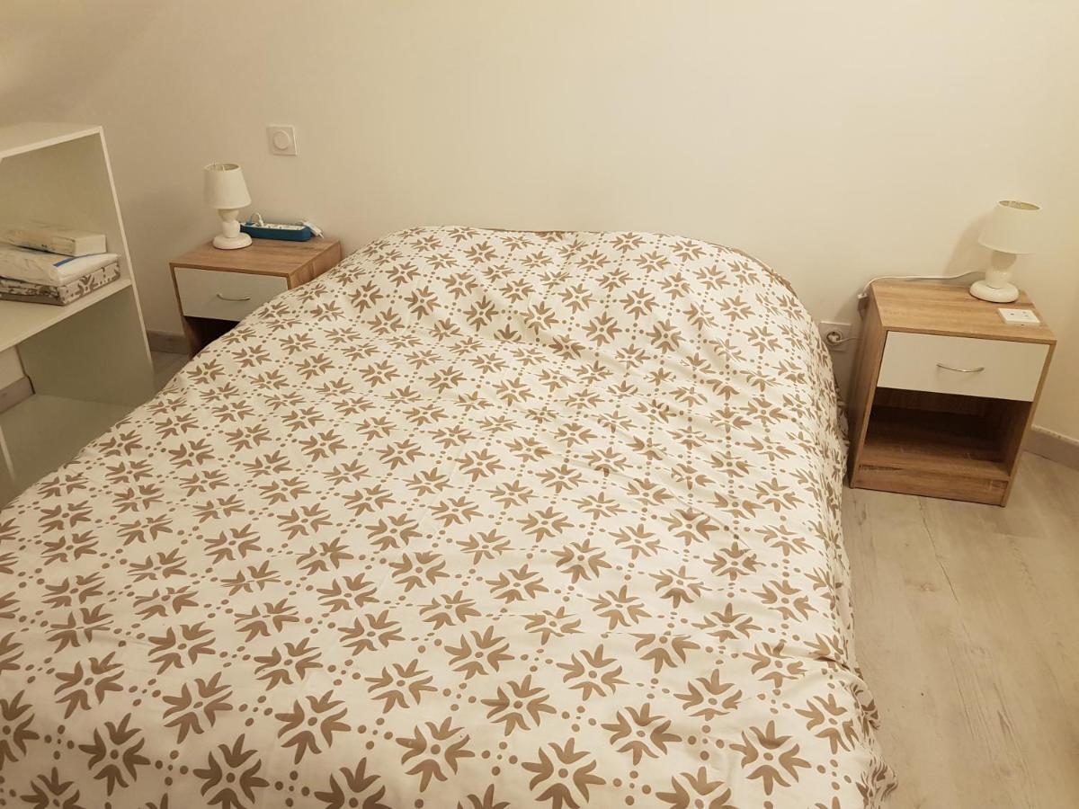Lourdes Guest House ภายนอก รูปภาพ